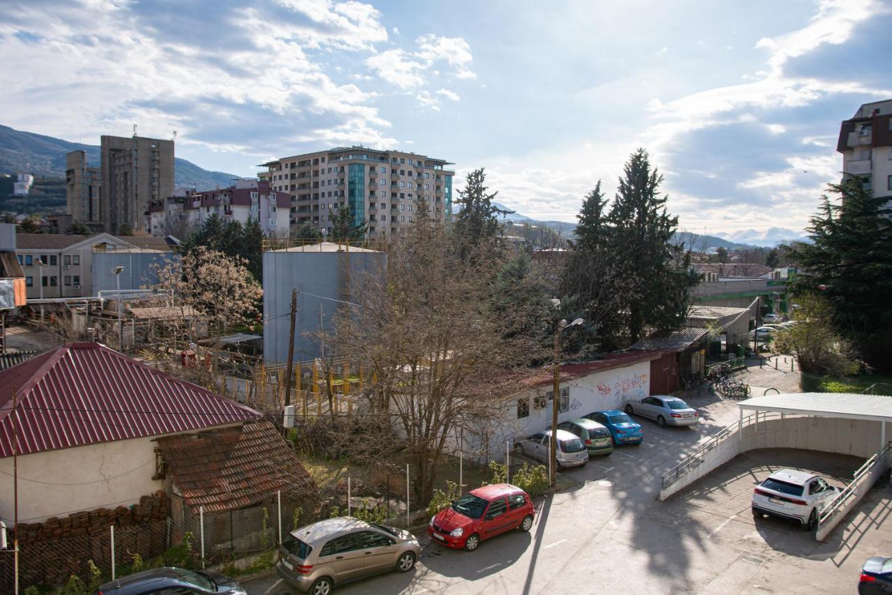 Skopje Eluxory Apartments Buitenkant foto