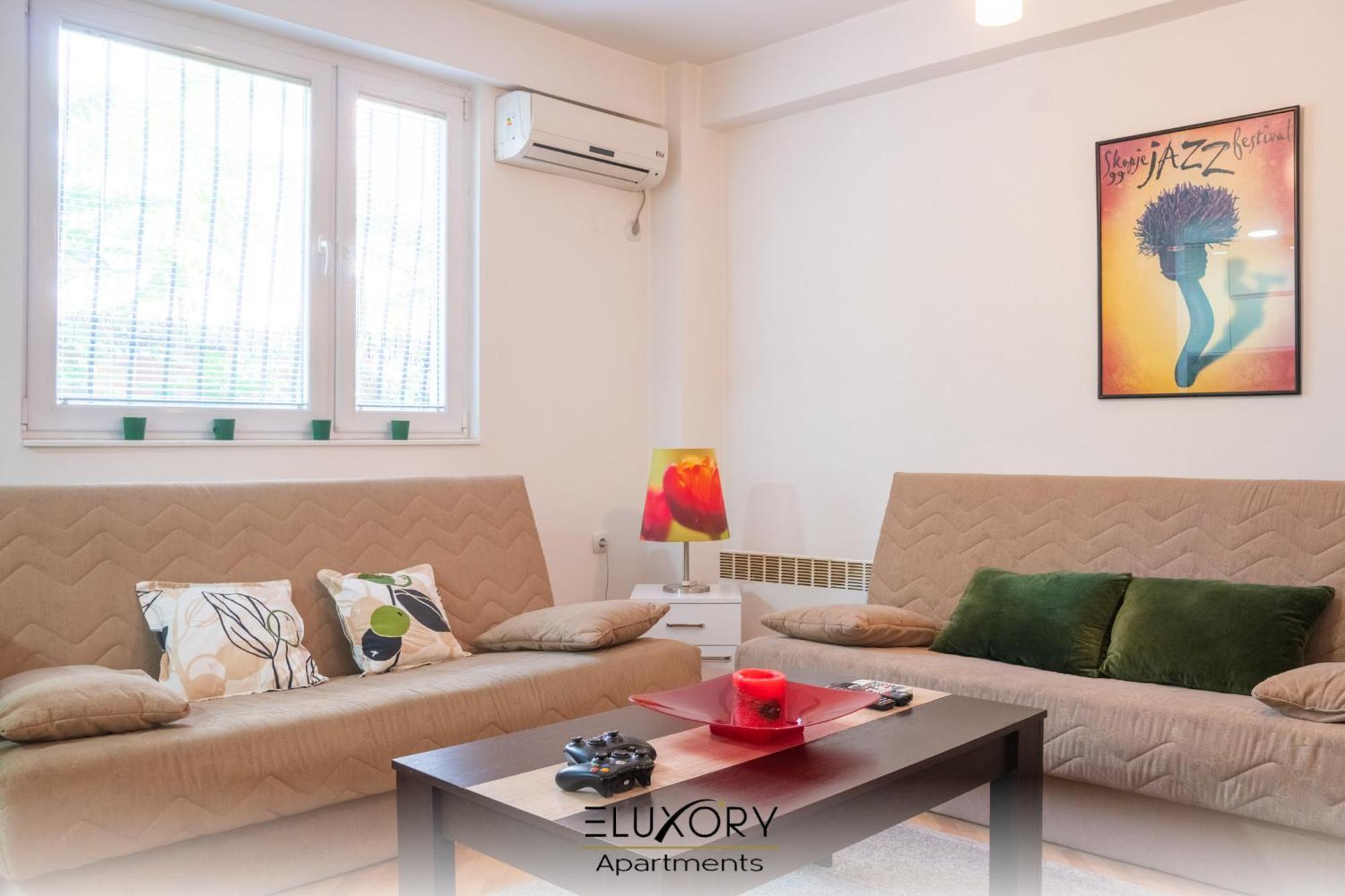 Skopje Eluxory Apartments Buitenkant foto